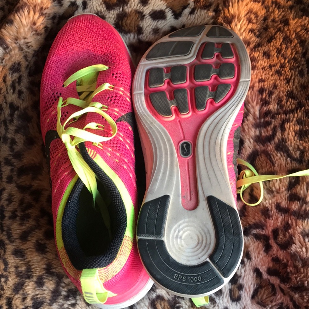 Nike’s - Picture 2 of 2